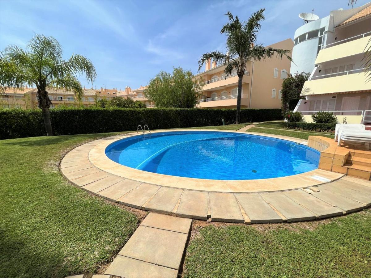 Vilamoura Typical 1 With Pool By Homing Apartment Exterior photo